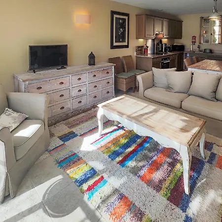 Holiday home Gorgeous In Saint-laurent-de-la-ca With Wifi *